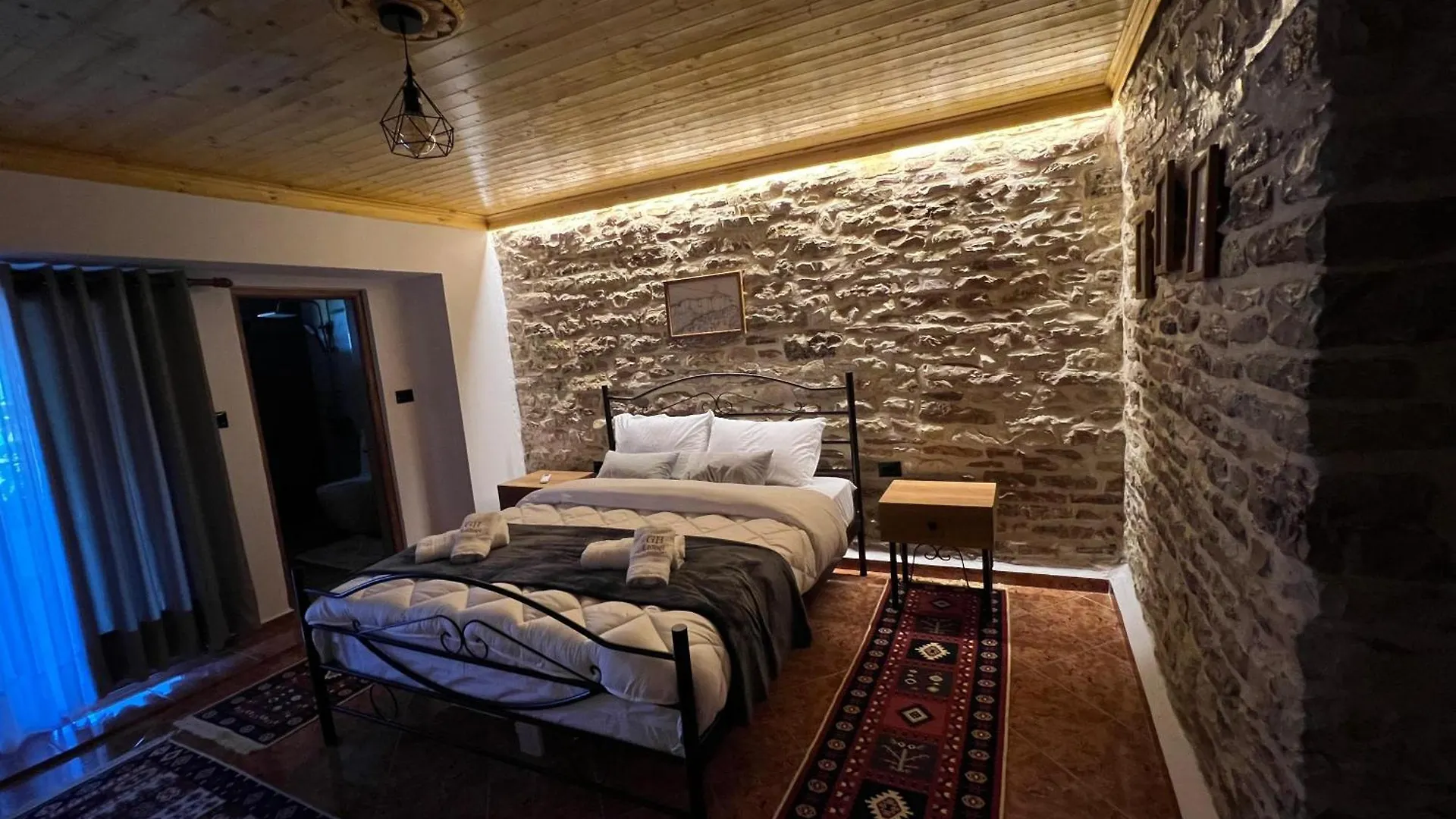 Guest House Loloci Gjirokastër